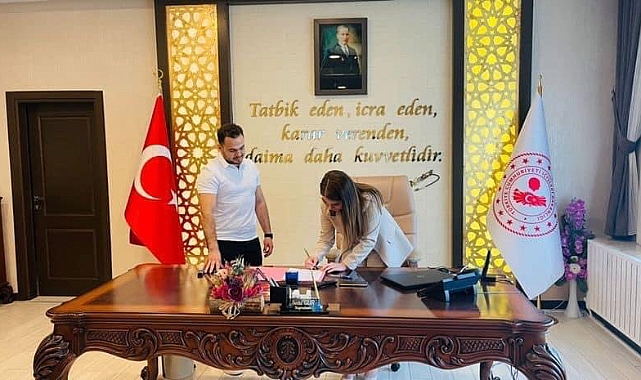 İmzalar atıldı