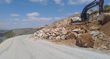 Kepçe devrildi. Şoförü hayatını kaybetti