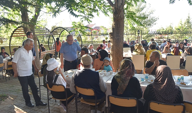 Rektör Ak gazi ve şehit aileleri ile buluştu