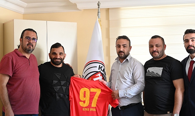 Şampiyon Stoper İlyas Ural Karaman Futbol Kulübü'nde!
