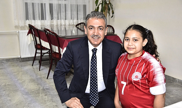 Vali Tuncay Akkoyun İl Özel İdaresi Sporcu ve Antrenörleri ile Buluştu
