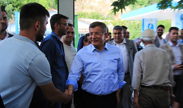 Davutoğlu Ermenek ve Başyayla İlçelerini Ziyaret Etti "BENİ BAKANLIKTAN BAŞBAKANLIĞI TAŞIYAN GÜÇ BU DAĞLARDAN ALDIĞIM GÜÇTÜ"