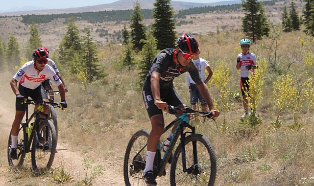 Karaman'da Pedallar 15 Temmuz Şehitleri İçin Çevrildi