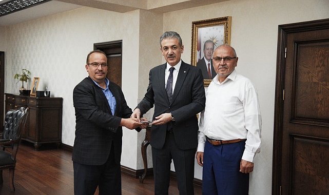 Karaman ve Ayrancı Yardımlaşma Derneğinden Vali Akkoyun’a Ziyaret