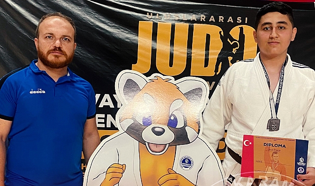 Kocaeli'deki Judo turnuvasında Karamanlı sporcu 3. Oldu