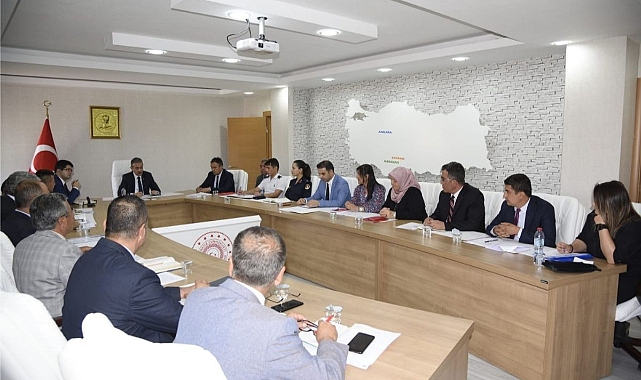 Vali Akkoyun Ayrancı İlçesinde Kurum Müdürleri ile Toplantı Yaptı