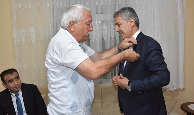 Vali Akkoyun’dan şehit ailesine bayram ziyareti