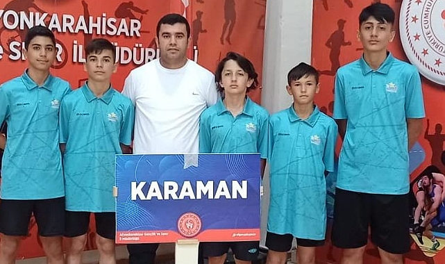 Ana Ligde Karaman Badminton Takımımız Türkiye Finallerine Gidiyor