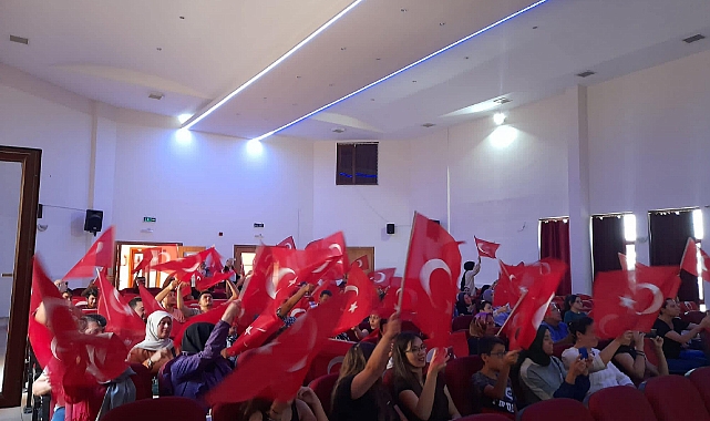 Ermenek'te Zafer Bayramı çeşitli etkinliklerle kutlandı