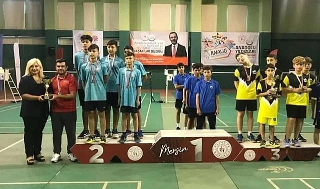 Karaman Badminton takımı Türkiye ikincisi oldu