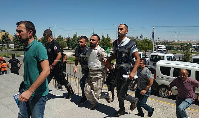 Karaman'daki Cinayetin Şüphelisi Operasyonla İzmir'de Yakalandı