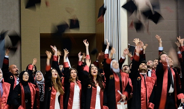 Konya Gıda ve Tarım Üniversitesinde Mezuniyet Sevinci Yaşandı
