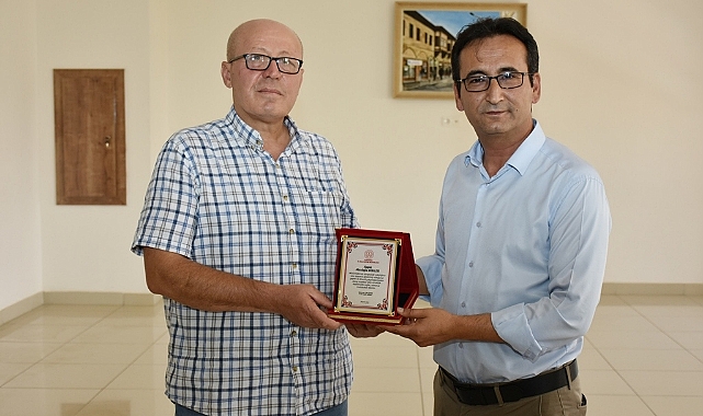 Millî Eğitim Camiasından Mustafa Dinler'e Veda Yemeği