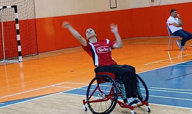 Torku Şekerspor'un Paralimpik Sporcusu Emine Seçkin'den Altın Madalya