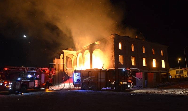 Karaman’da Cami İnşaatında Büyük yangın