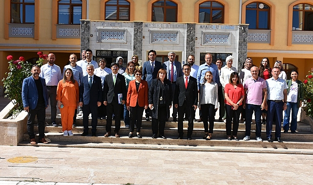 MEB Meslekî ve Teknik Eğitim Genel Müdürü Nazan Şener, Karaman’da Okulları Ziyaret Etti