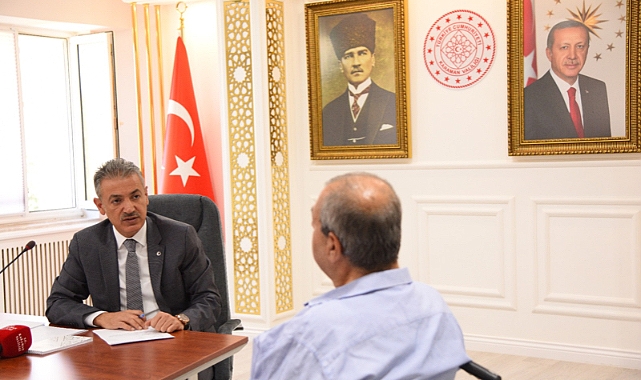 Vali Akkoyun, vatandaşın derdini dinledi