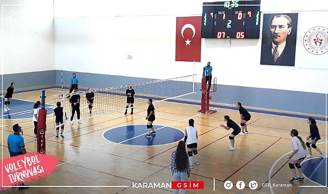 Voleybolda Zafer Kupası heyecanı sürüyor