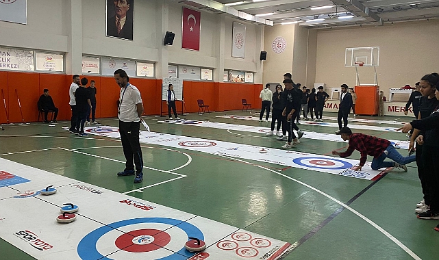 Floor Curling Müsabakaları Sona Erdi
