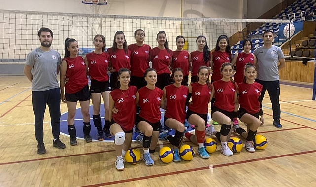 Kadınlar Voleybol 2. Ligindeki Temsilcimiz Karaman Spor Lisesi İlk Maçına Çıkıyor