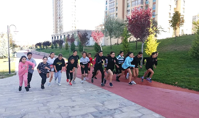 Karaman'da Atletler Cumhuriyet İçin Koştu
