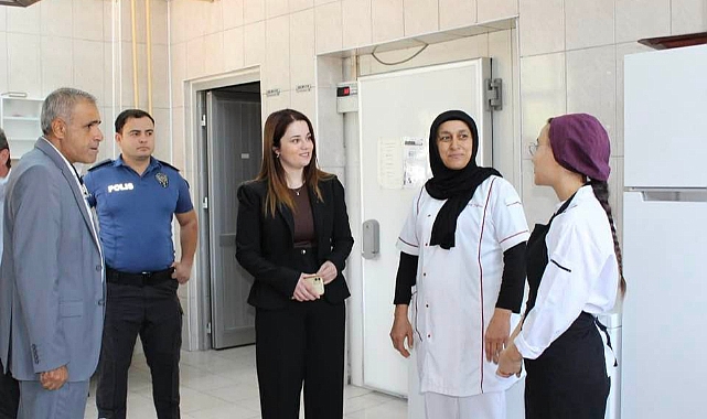 Kaymakam Gür'den Öğrencilere Moral Ziyareti