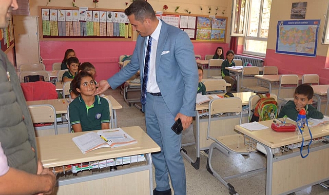 Kaymakam Meral'in Okul Ziyaretleri Sürüyor