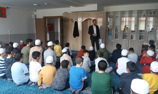 Kur’an Kursu Öğrencileri Teknoloji Bağımlılığı Hakkında Bilgilendirildi