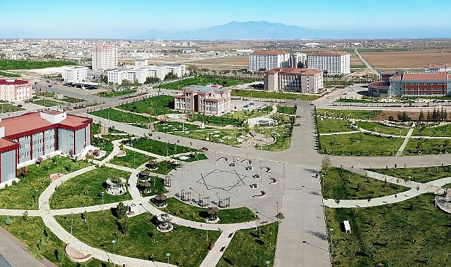 Öğrencilere 'Yazılım Eğitimi' verilecek