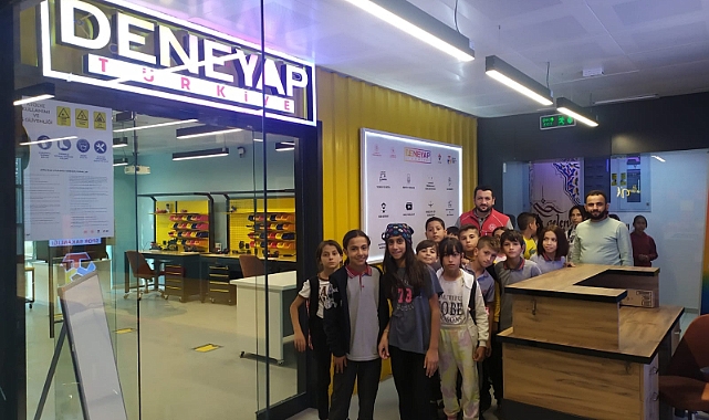Ortaokul Öğrencilerinden Gençlik Merkezi Ziyareti