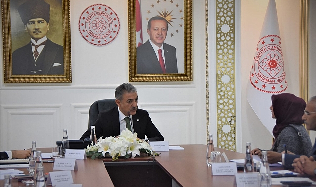 Vali Akkoyun, Halk Gününde Vatandaşın Sorunlarını Dinledi