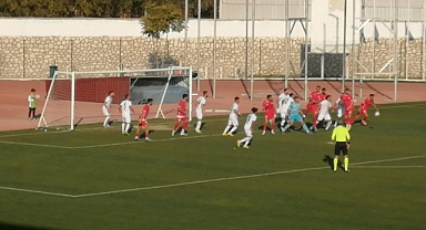 Karaman FK Evinde 2 Puan Kaybetti