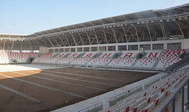Karaman'ın 15 Bin Kişilik Stadyumda Çalışmalar Son Aşamada