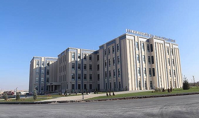 KMÜ’de Beyaz Önlük Giyme Töreni Yarın