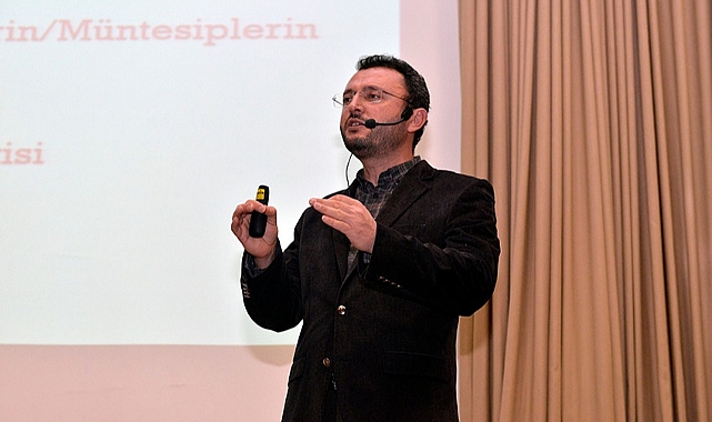 KMÜ'de 'Türk İslam Geleneğinde Şehir ve Şehircilik' Konulu Konferans