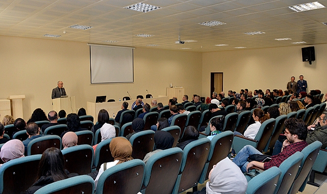 &#039;Nurettin Topçu&#039;nun Düşünce Dünyası&#039; Konulu Konferans Düzenlendi