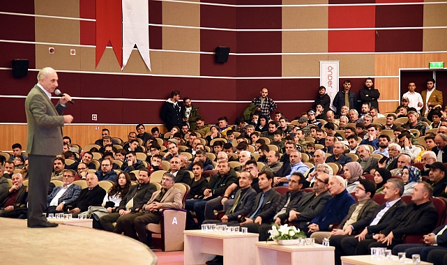 Prof. Dr. Nurullah Genç KMÜ'de öğrencilerle buluştu