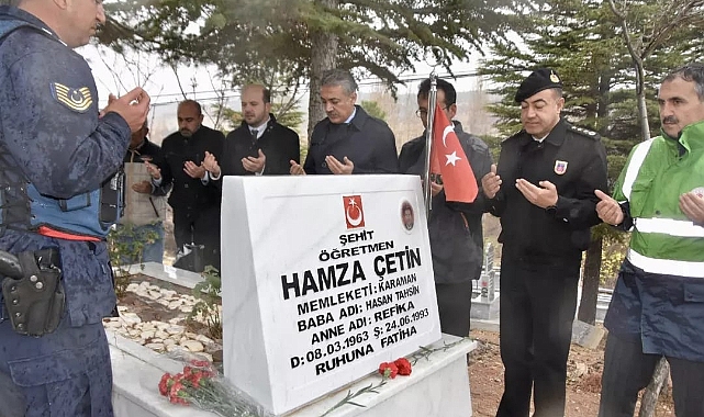 Şehit Hamza Çetin Öğretmen Kabri Başında Dualarla Anıldı