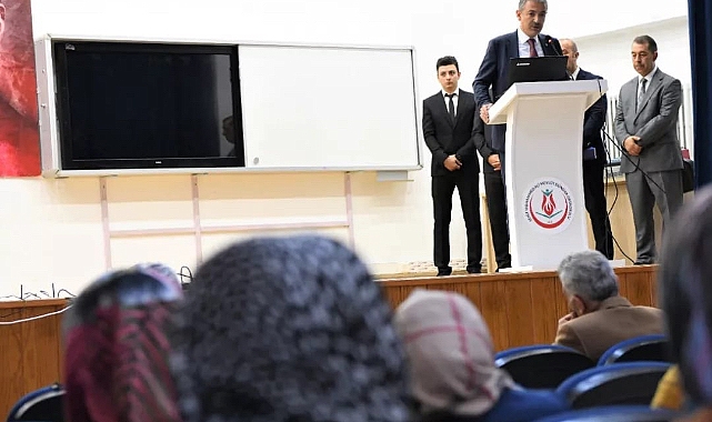 Velilere "En İyi Narkotik Polisi: Anne" ve "Siberay" Projeleri tanıtıldı