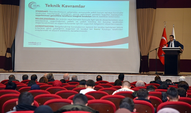 "Dünyada ve Ülkemizde Helal Belgelendirme ve Akreditasyon" konulu konferans düzenlendi 