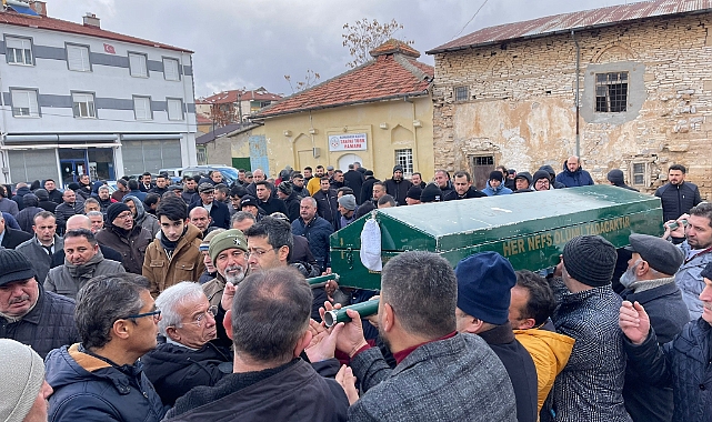 Emekli Öğretmen Muharrem Delen Toprağa Verildi