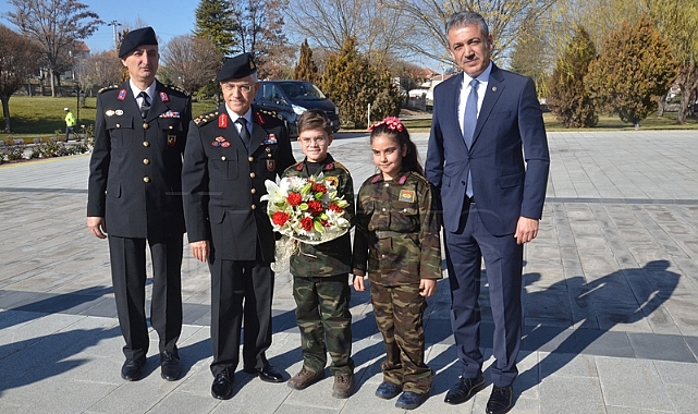 Jandarma Genel Komutanı Orgeneral Çetin Karaman Valiliğini ziyaret etti