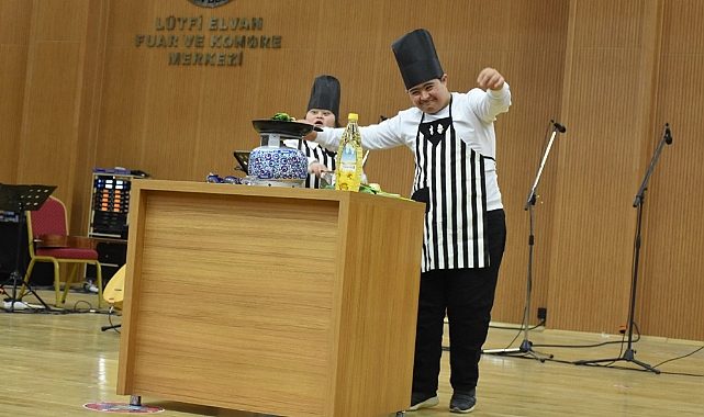 Öğretmenler, Özel Öğrencileri İçin Söyledi