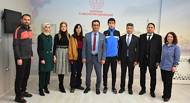 Sportif ve Sanatsal Alanlarda Başarılı Olan Öğrencilerden Çalışkan'a Ziyaret
