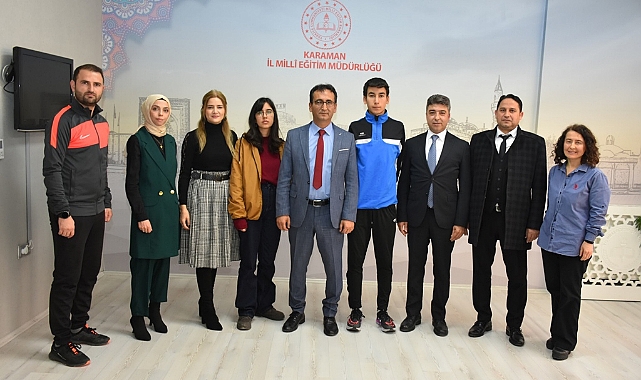 Sportif ve Sanatsal Alanlarda Başarılı Olan Öğrencilerden Çalışkan'a Ziyaret
