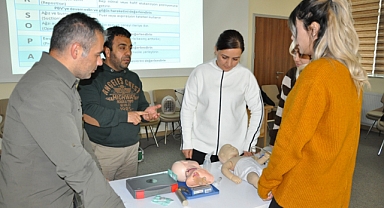 Ambulans Ekibine Hastane Öncesi Obstetrik Aciller Eğitimi Verildi