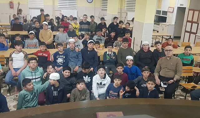 Karaman’da gençler 'Ara Dönem Kampında' bir araya geldi