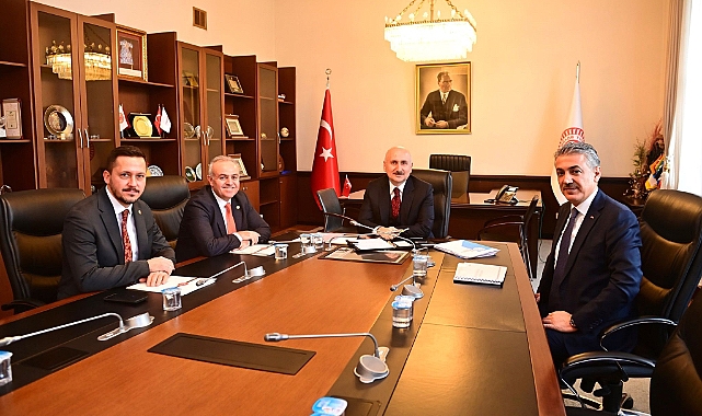Karaman’ın Ulaşım yatırımları Bakan Karaismailoğlu’na aktarıldı