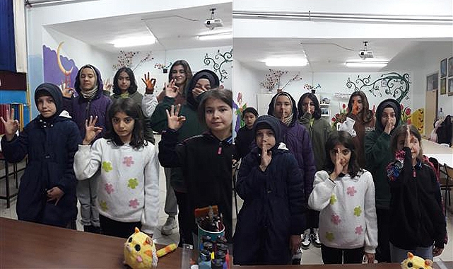 Ortaokul Öğrencileri İşaret Dili Eğitimi aldı