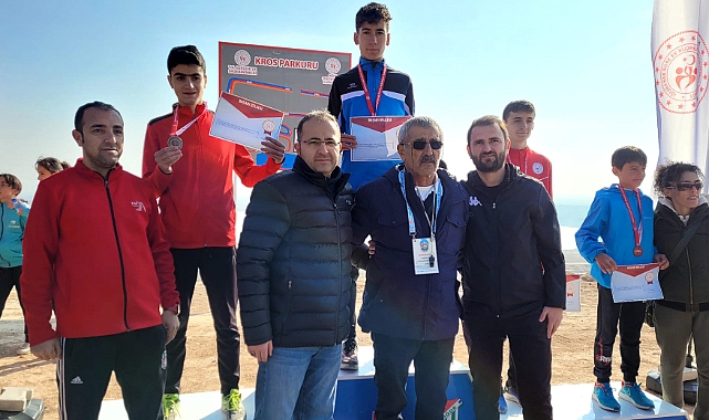 Semih Sefa Armutcu’dan Altın Madalya